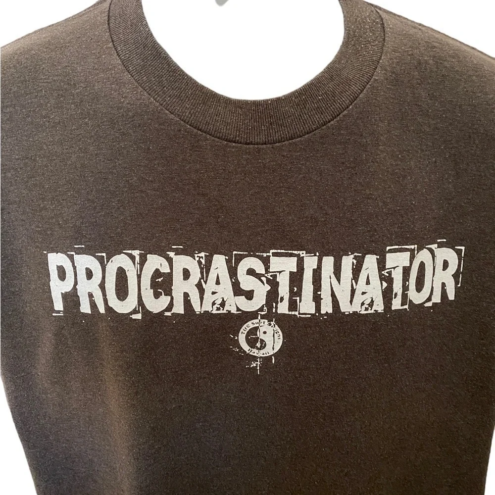 T&C Surf Designs Hawaii “Procrastinator Surfer” Tee Shirt Men L Large